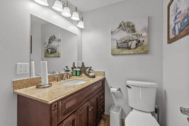 $599,000 | 332841 Highway 2, Newport, WA 99156