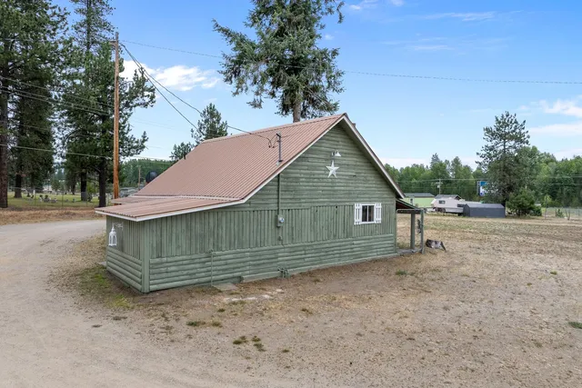 $599,000 | 332841 Highway 2, Newport, WA 99156