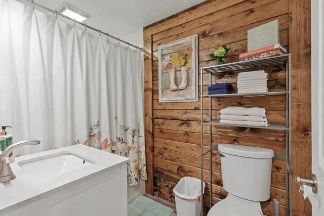 $599,000 | 332841 Highway 2, Newport, WA 99156