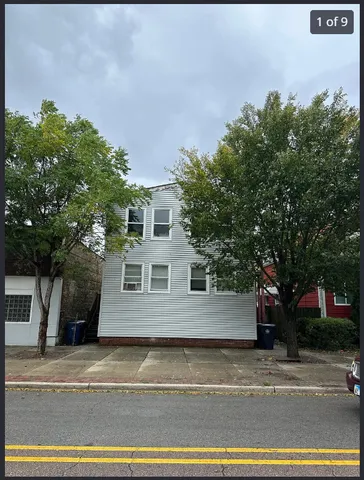 $2,600 | 1810 Church Street, Unit 2, Evanston, IL 60201