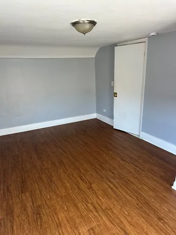 $2,600 | 1810 Church Street, Unit 2, Evanston, IL 60201