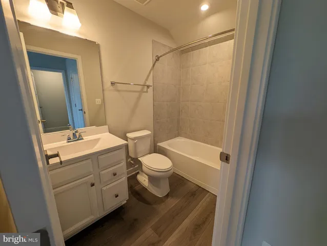 $3,195 | 14024 Sunrise Valley Drive, Herndon, VA 20171