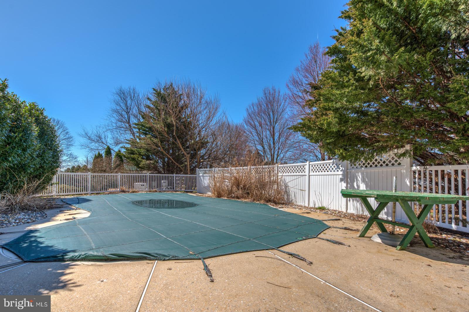 820 Hughes Shop Road Westminster, MD 21158 - Photo 29 of 36 In-ground pool