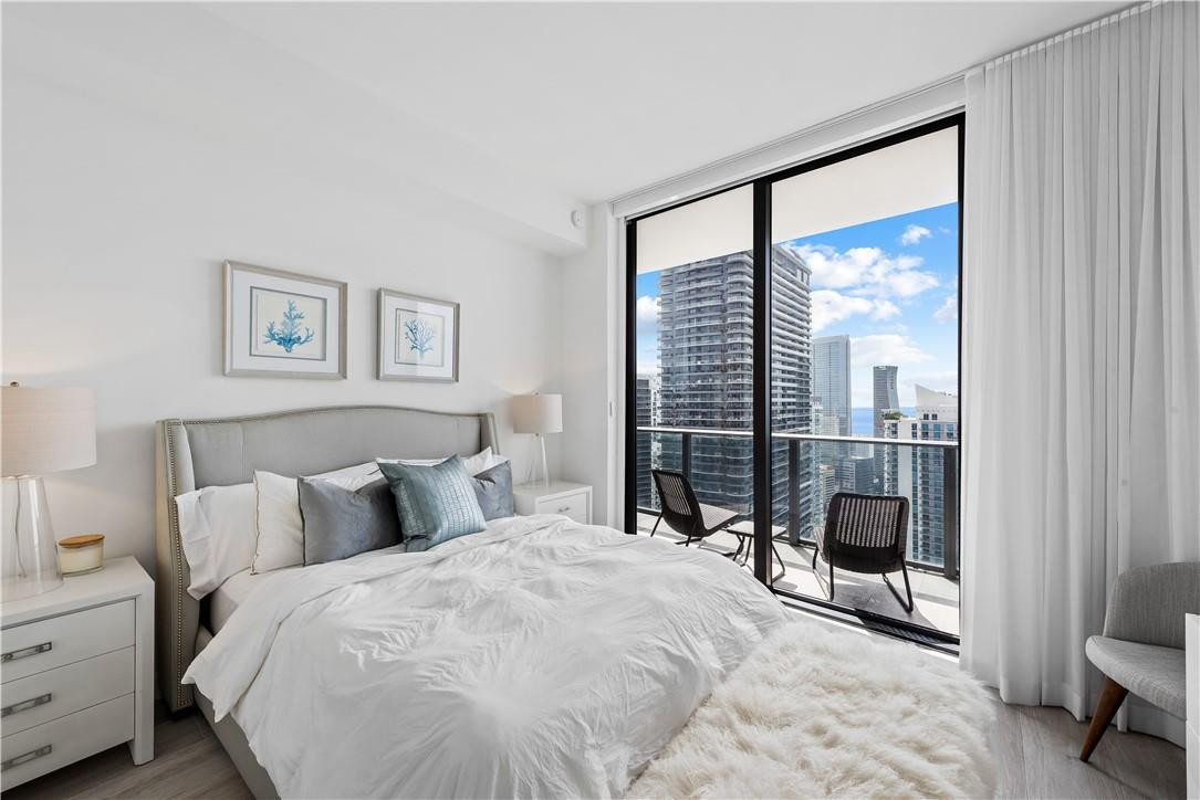 45 Southwest 9th Street, Unit 4406 Miami, FL 33130 - Photo 13 of 33 Photo 13