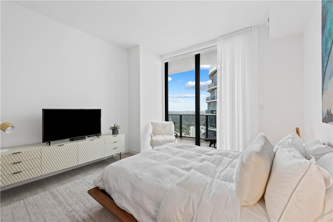 45 Southwest 9th Street, Unit 4406 Miami, FL 33130 - Photo 18 of 33 Photo 18