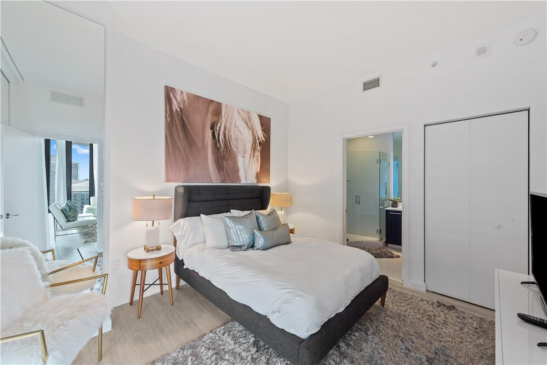 45 Southwest 9th Street, Unit 4406 Miami, FL 33130 - Photo 20 of 33 Photo 20