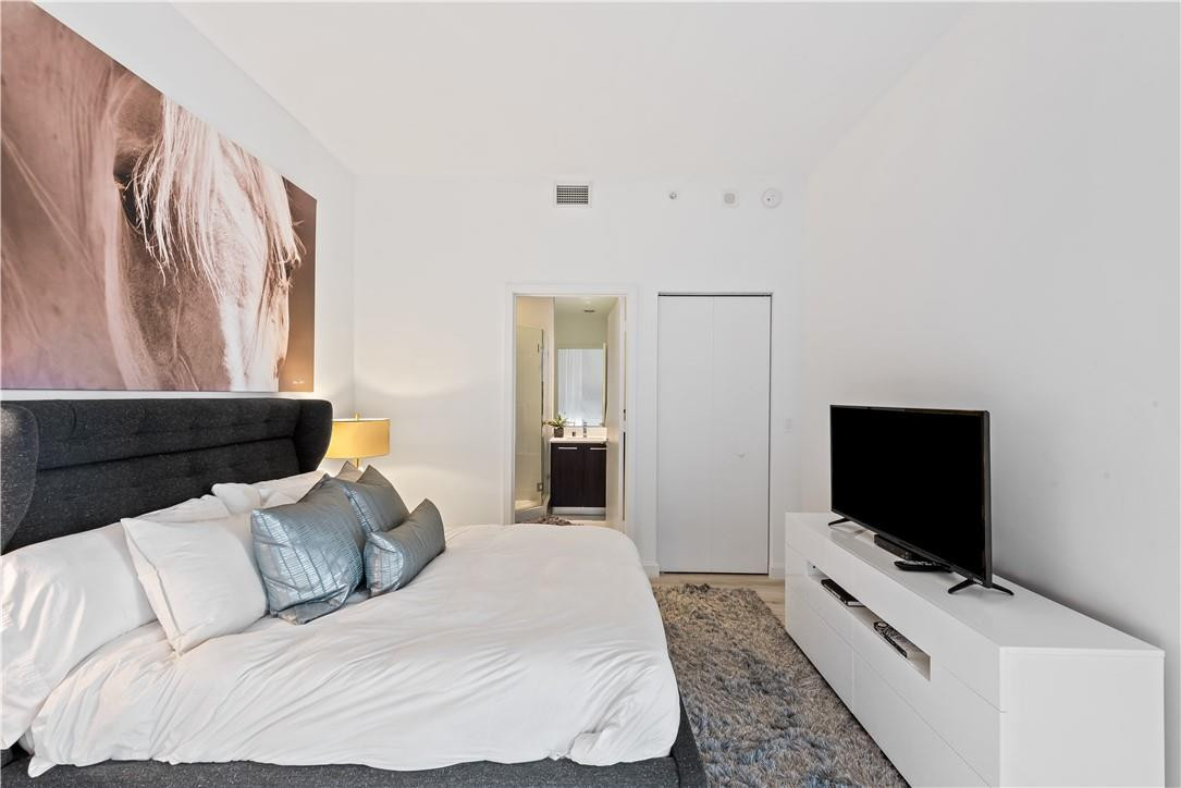 45 Southwest 9th Street, Unit 4406 Miami, FL 33130 - Photo 21 of 33 Photo 21