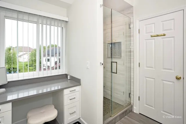 $450,000 | 2012 Spring Creek Lane, McHenry, IL 60050