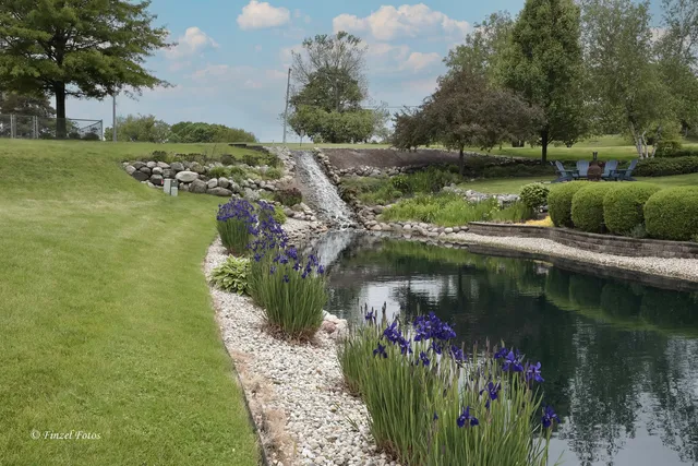 $450,000 | 2012 Spring Creek Lane, McHenry, IL 60050