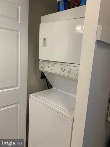 a close up view of washer and dryer