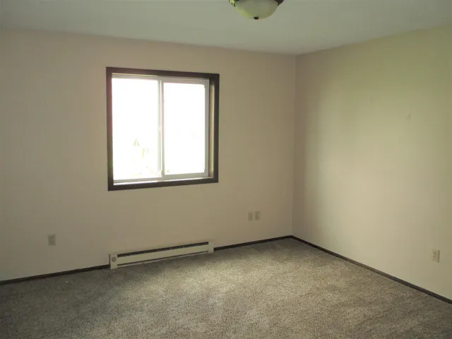 $523 | 507 Division Street North, Unit 211, Clara City, MN 56222