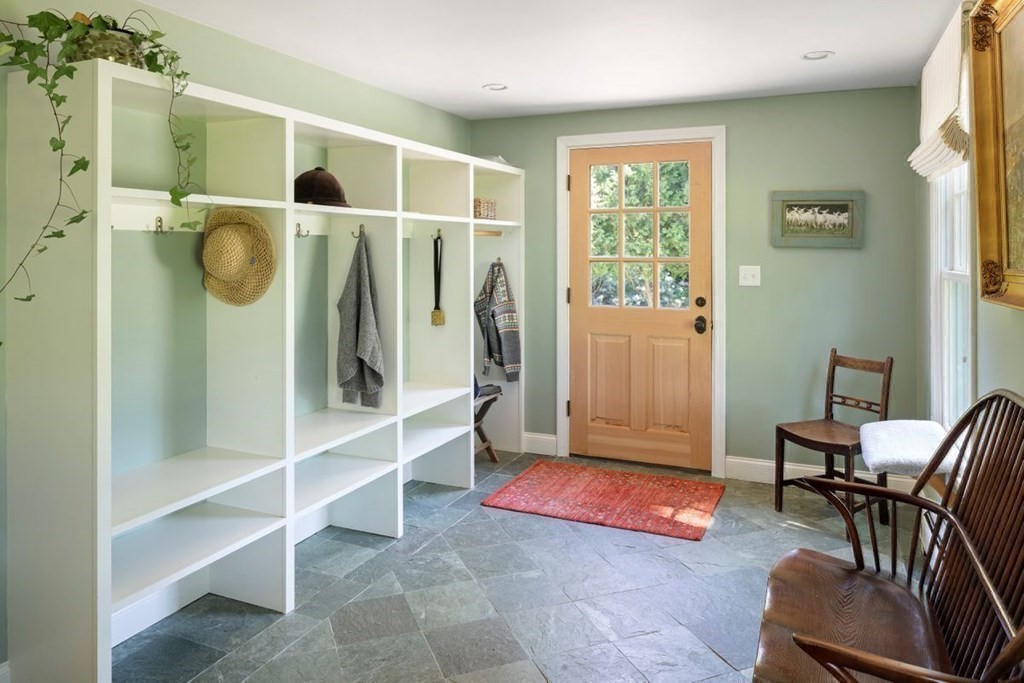 438 Bridge Street Hamilton, MA 01982 - Photo 18 of 37 Gallery Image 18