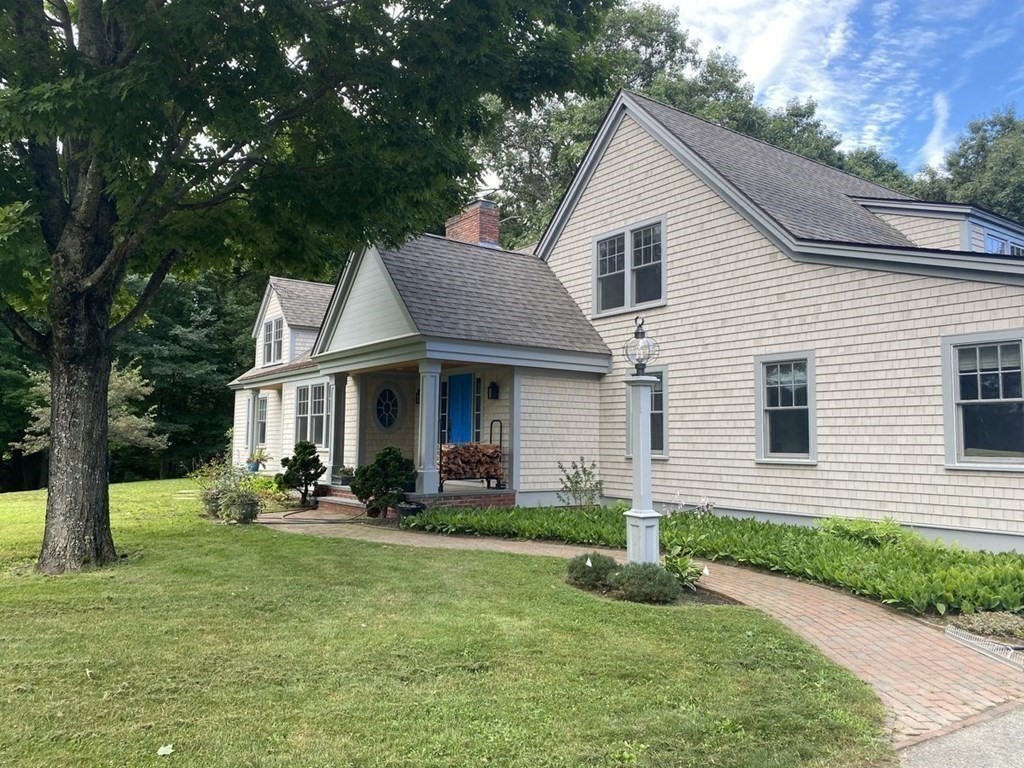 438 Bridge Street Hamilton, MA 01982 - Photo 7 of 37 Gallery Image 7