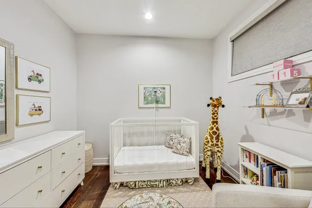 $4,300 | 1057 North Winchester Avenue, Unit 2, Chicago, IL 60622