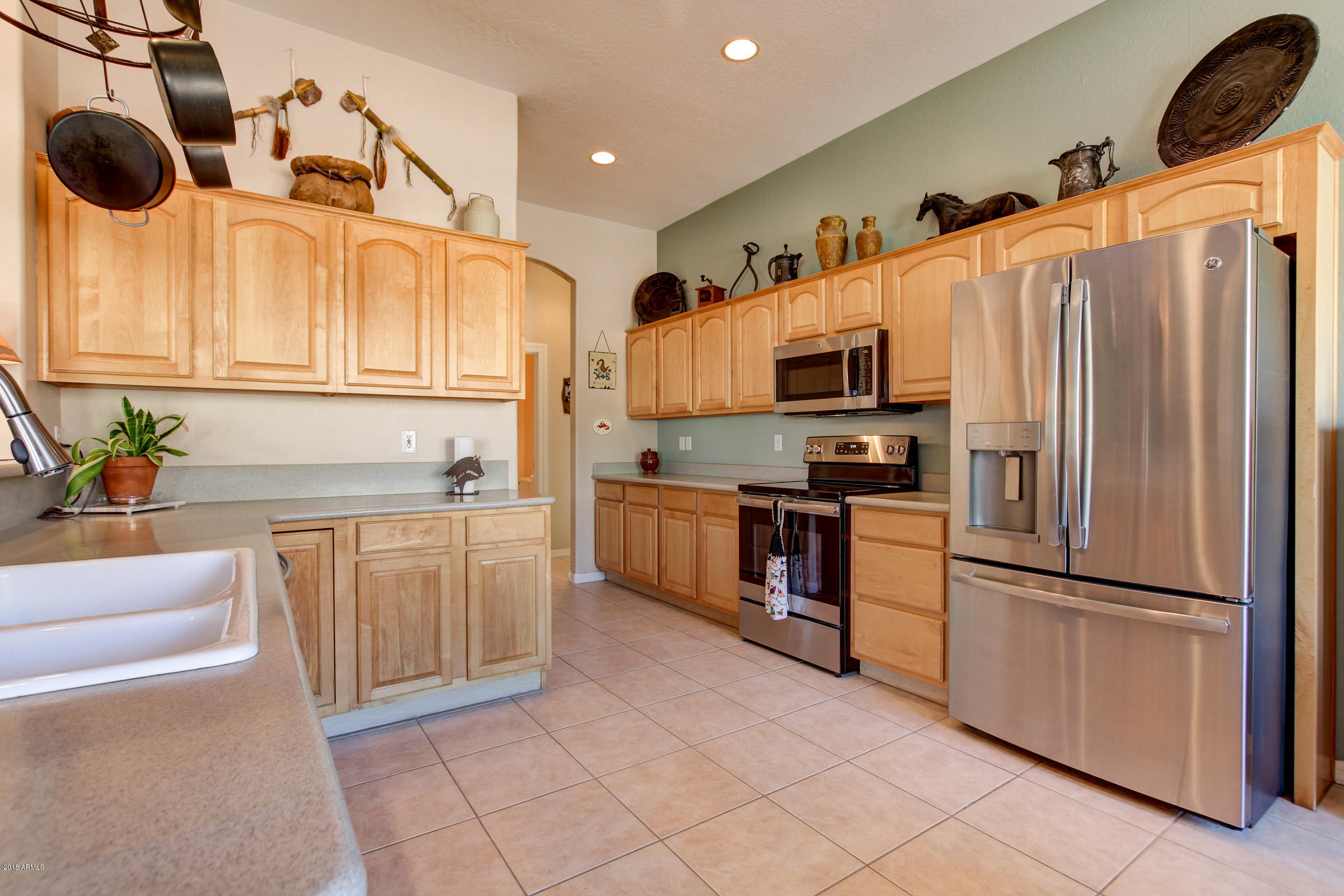 135 North Sixshooter Road Apache Junction, AZ 85119 - Photo 15 of 63 135 N Sixshooter Rd-26