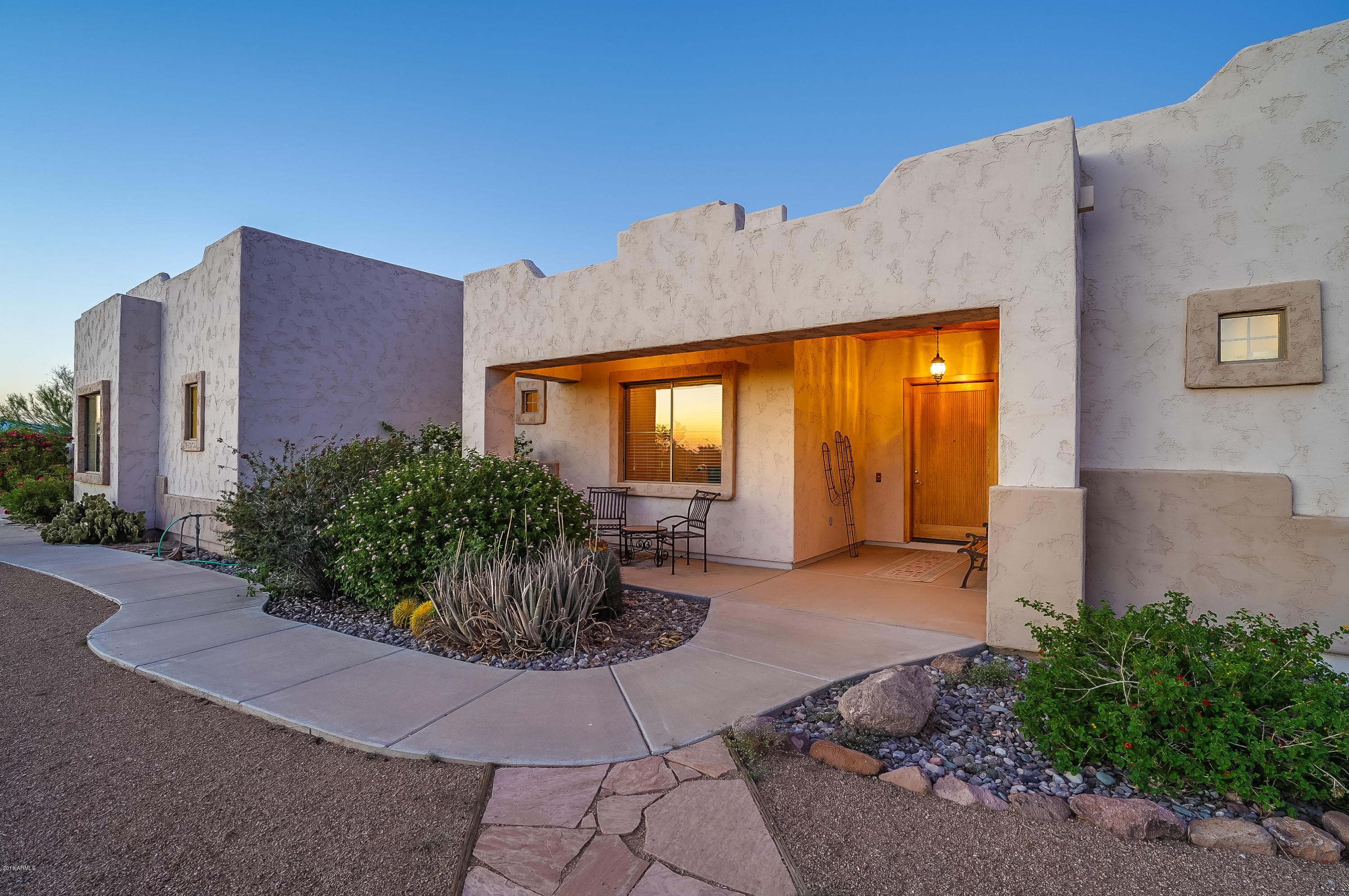 135 North Sixshooter Road Apache Junction, AZ 85119 - Photo 4 of 63 Sixshooter - 14