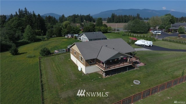 10306 Collins Road Sedro-Woolley, WA 98284 - Photo 21 of 28 Gallery Image 21
