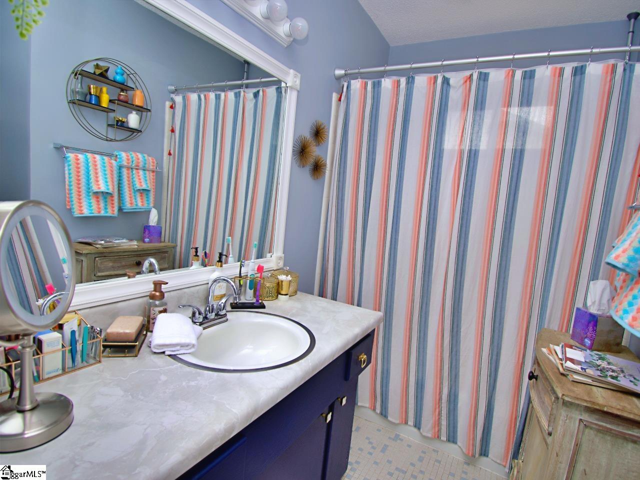 700 West Lee Road Taylors, SC 29687 - Photo 14 of 27 Gallery Image 14