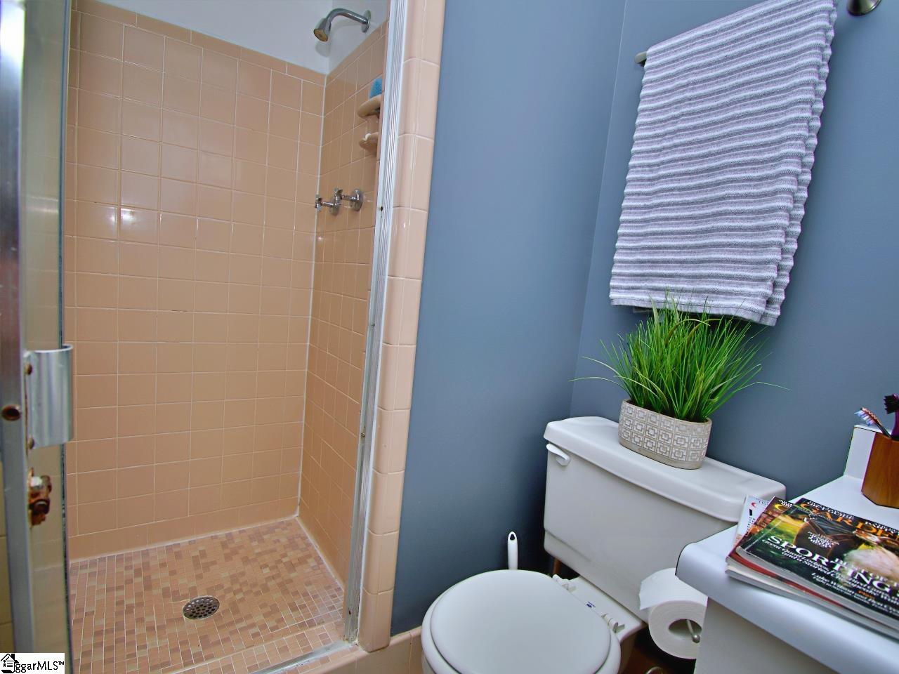 700 West Lee Road Taylors, SC 29687 - Photo 20 of 27 Gallery Image 20