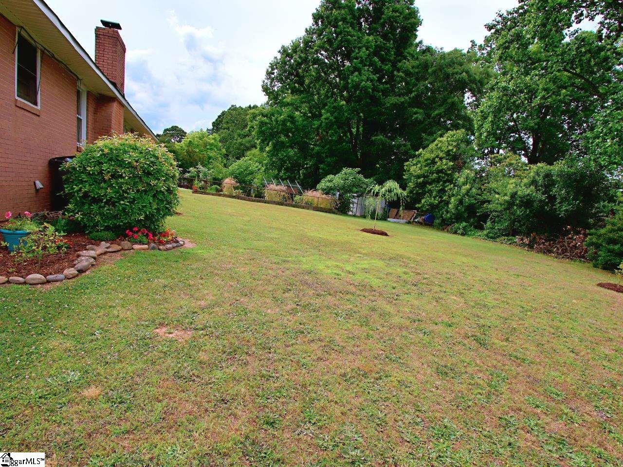 700 West Lee Road Taylors, SC 29687 - Photo 25 of 27 Gallery Image 25