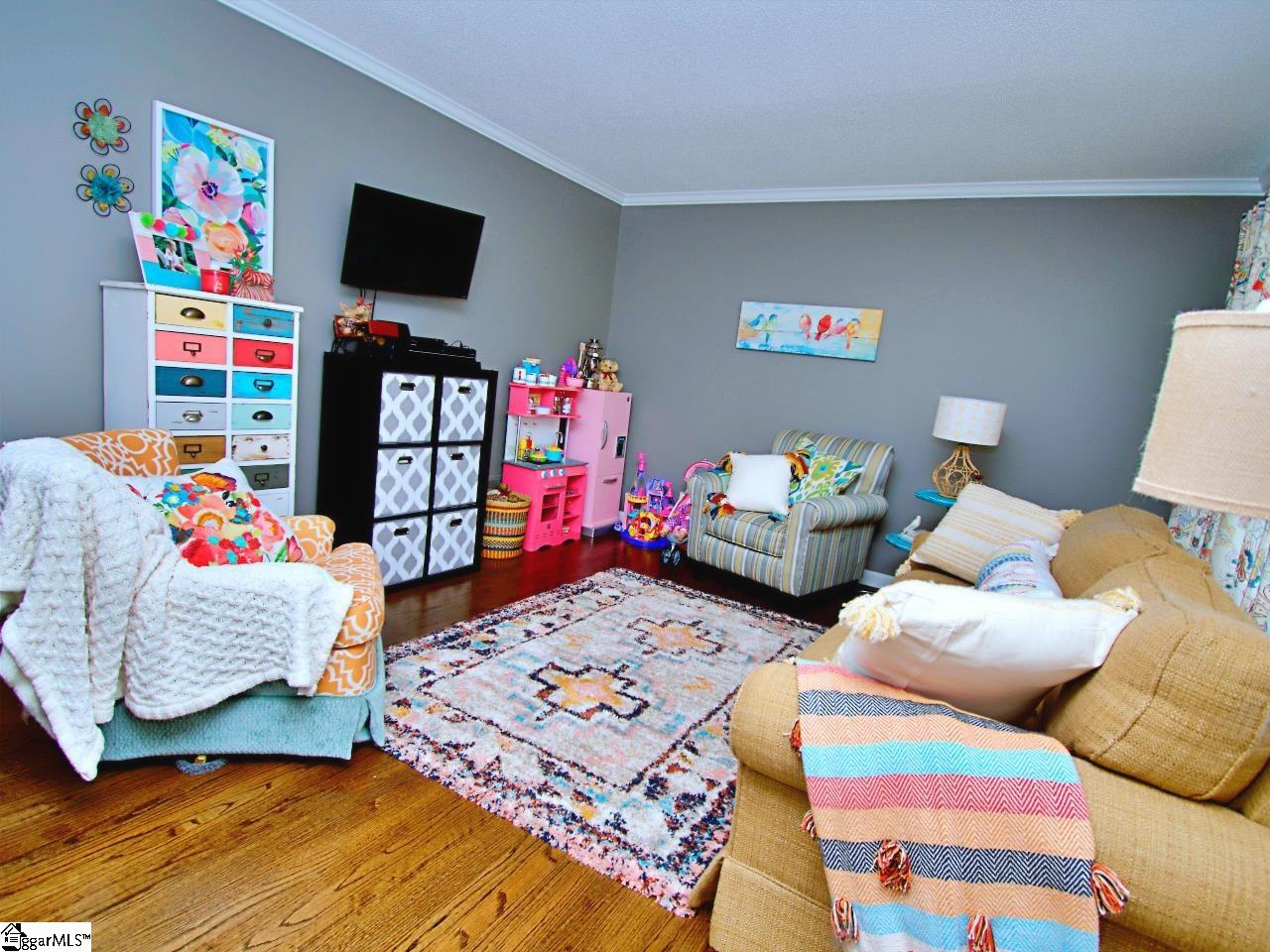 700 West Lee Road Taylors, SC 29687 - Photo 10 of 27 Gallery Image 10