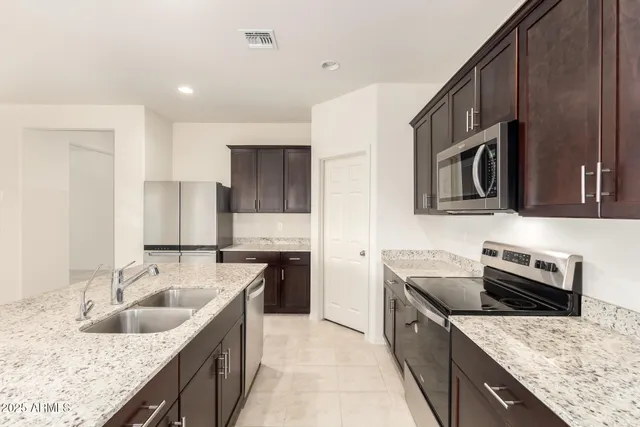 $2,100 | 4839 South 111th Drive, Tolleson, AZ 85353