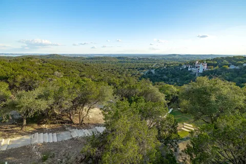 $699,990 | 8132 Breeze Way, Jonestown, TX 78645