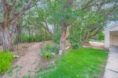 $699,990 | 8132 Breeze Way, Jonestown, TX 78645