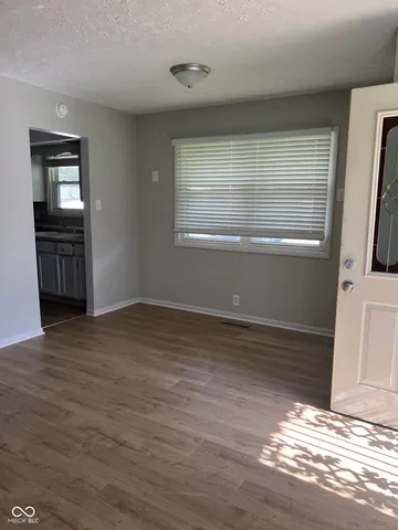 $1,525 | 2901 Sangster Avenue, Indianapolis, IN 46218