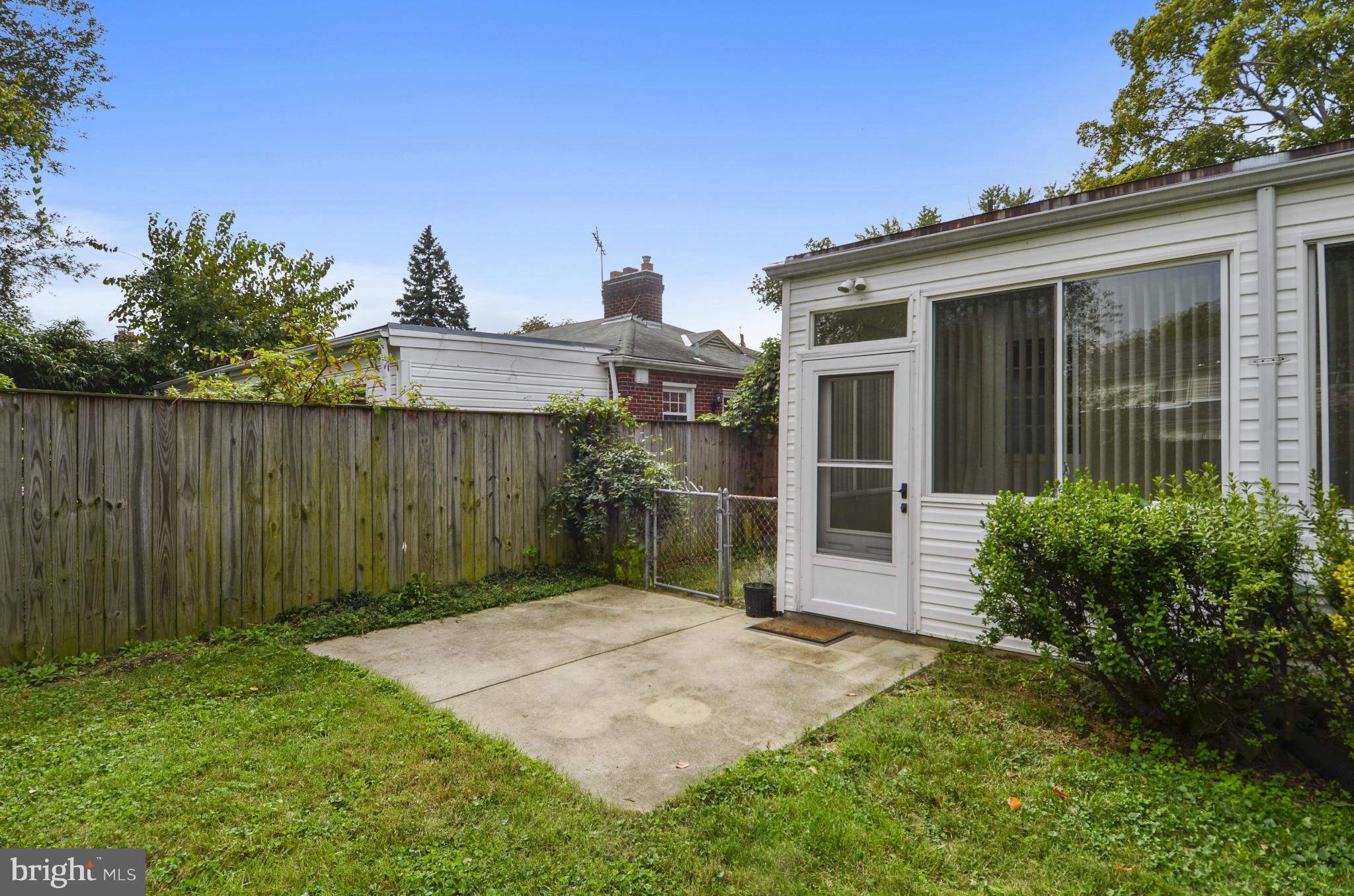10013 Reddick Drive Silver Spring, MD 20901 - Photo 25 of 30 Patio