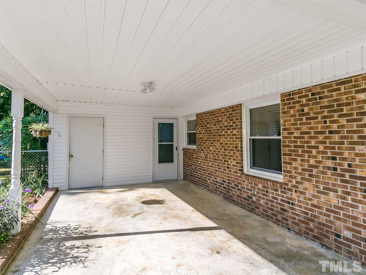 1400 Riverview Road Raleigh, NC 27610 - Photo 4 of 28