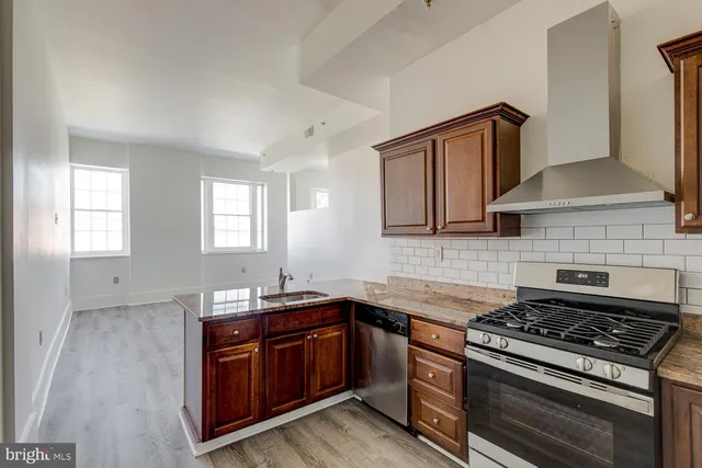$2,000,000 | 1201 South 5th Street, Philadelphia, PA 19147