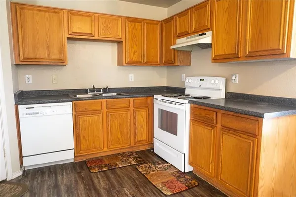 $1,800 | 404 Kings Way Drive, Unit A, Mansfield, TX 76063