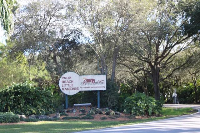 $1,950,000 | 930 Rambling Dr Circle, Wellington, FL 33414