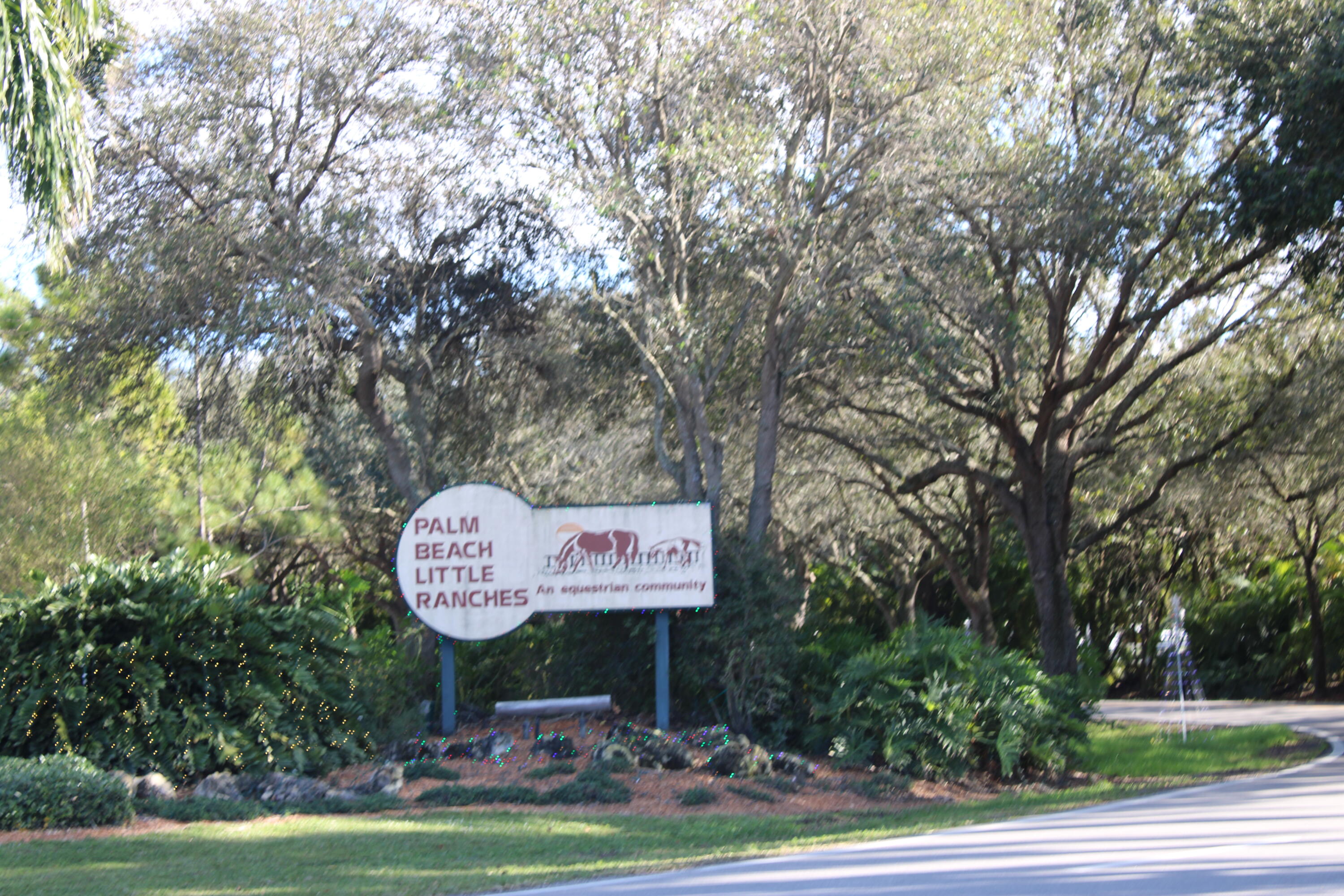 930 Rambling Dr Circle Wellington, FL 33414 - Photo 1 of 49 IMG_3623