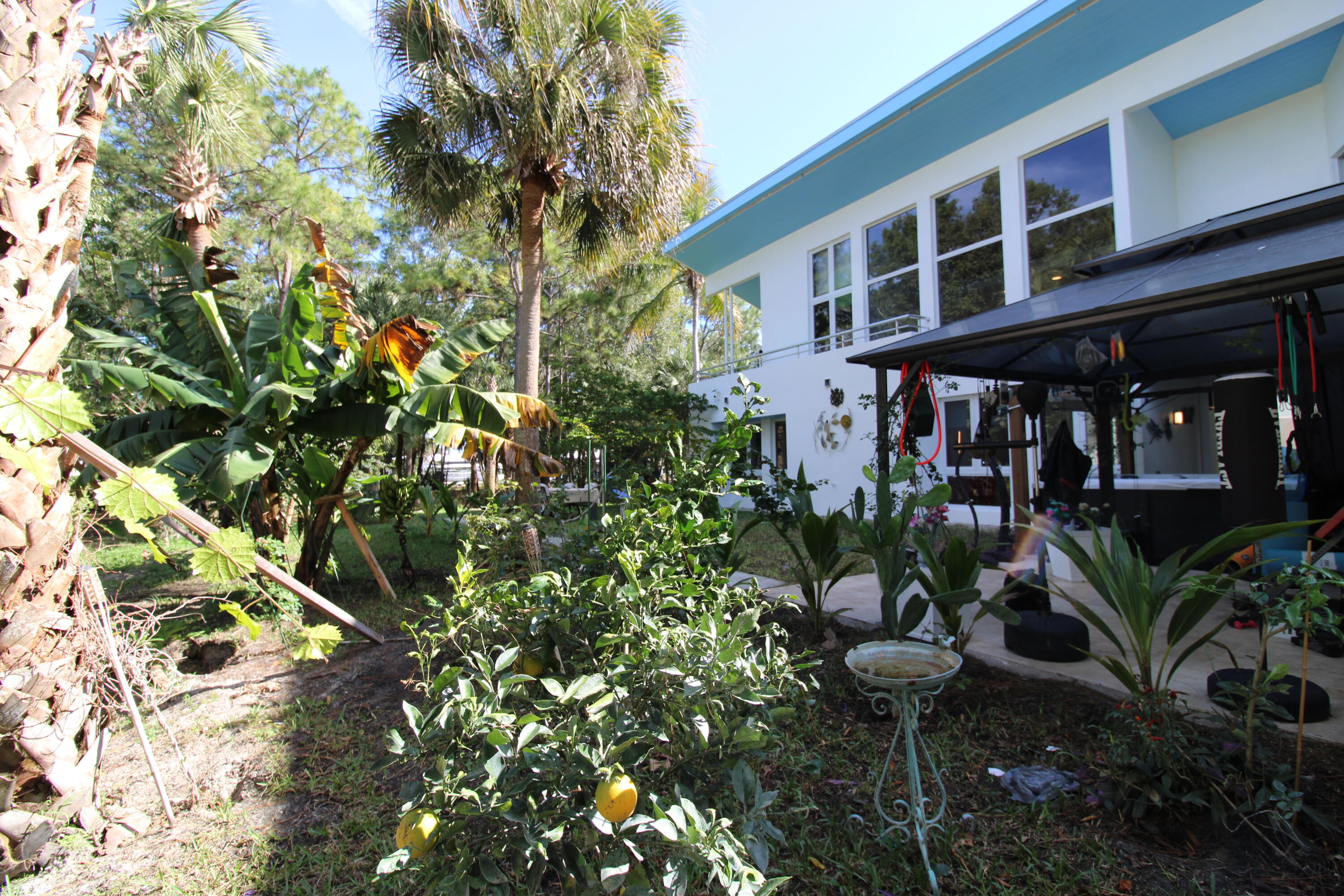 930 Rambling Dr Circle Wellington, FL 33414 - Photo 2 of 49 IMG_3667