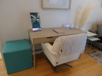 $1,950,000 | 930 Rambling Dr Circle, Wellington, FL 33414