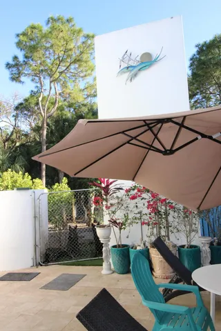 $1,950,000 | 930 Rambling Dr Circle, Wellington, FL 33414