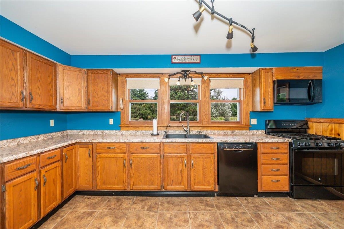 52000 Deerfield Road Kerrick, MN 55756 - Photo 8 of 23