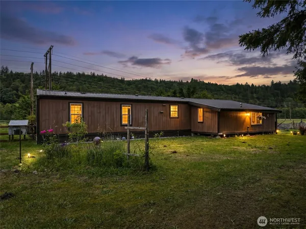 $455,000 | 35667 State Rte 20, Sedro-Woolley, WA 98284