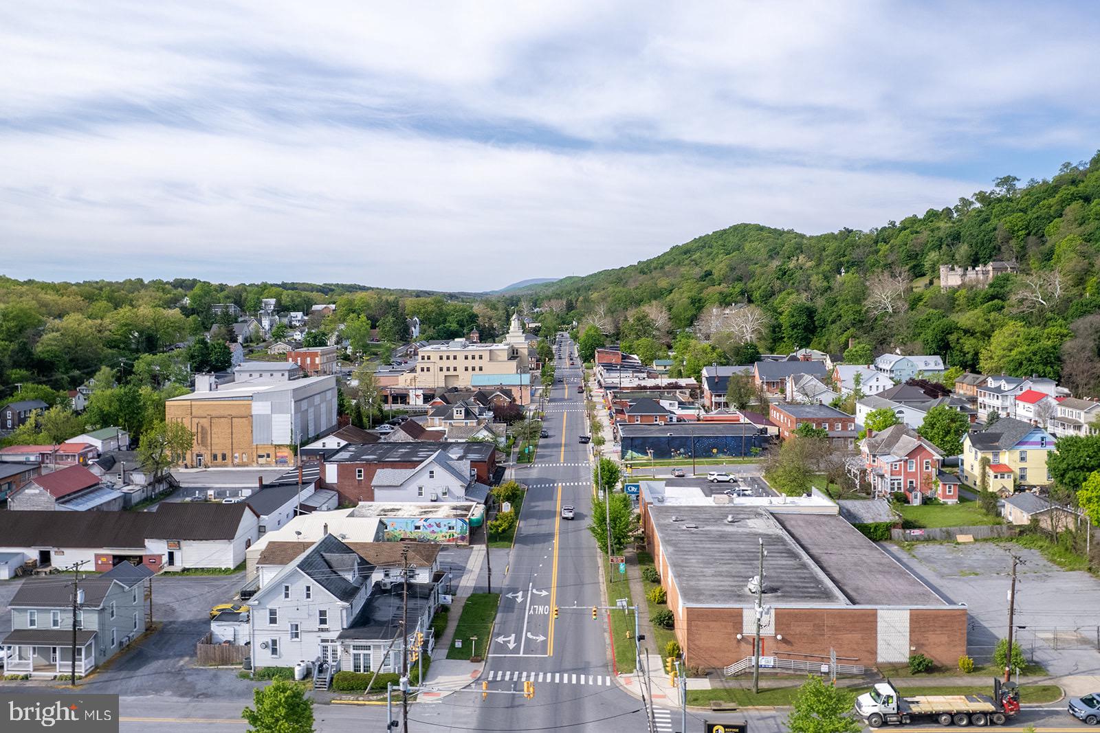 Kentucky Lane Berkeley Springs, WV 25411 - Photo 19 of 20 a view of a city