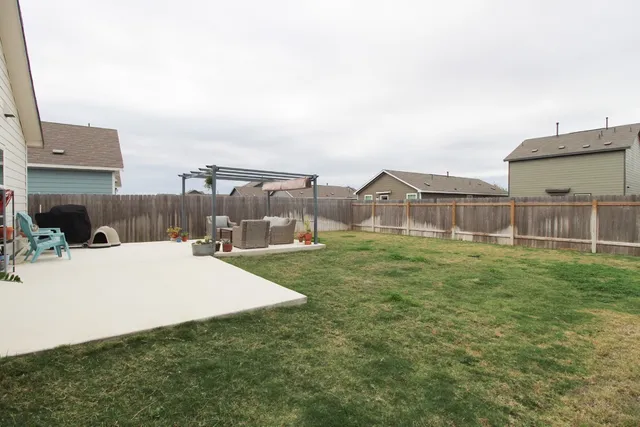 $1,750 | 2307 Red Sky Drive, Lockhart, TX 78644