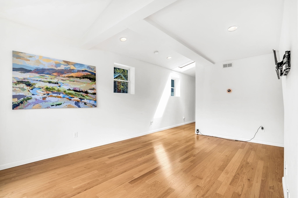 25 Hallock Point Road Stow, MA 01775 - Photo 28 of 37 Gallery Image 28