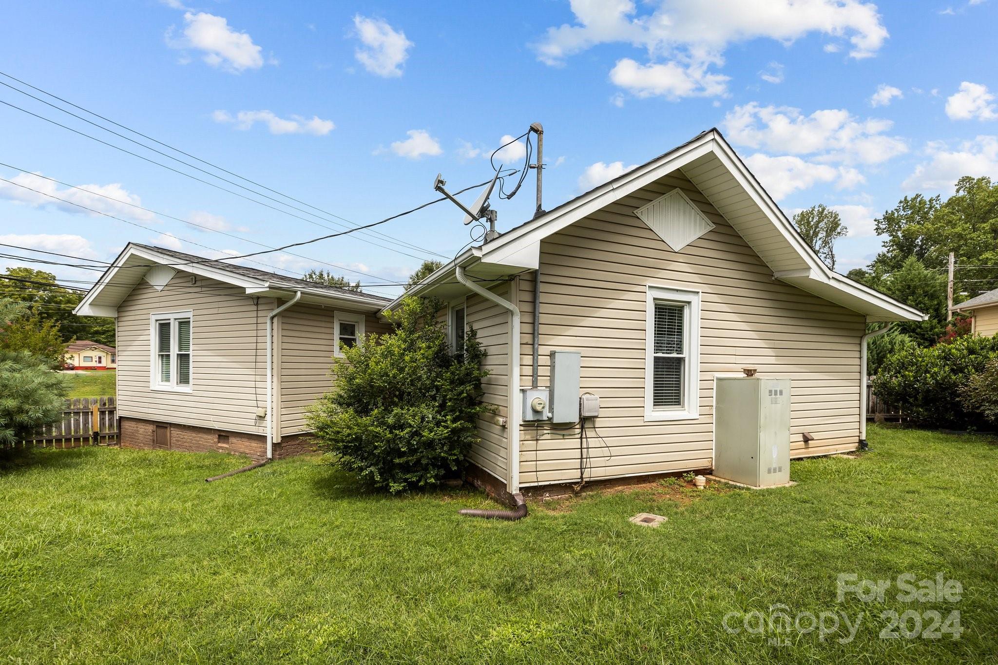 284 8th Avenue Cramerton, NC 28032 - Photo 25 of 29 a view of a house with a yard