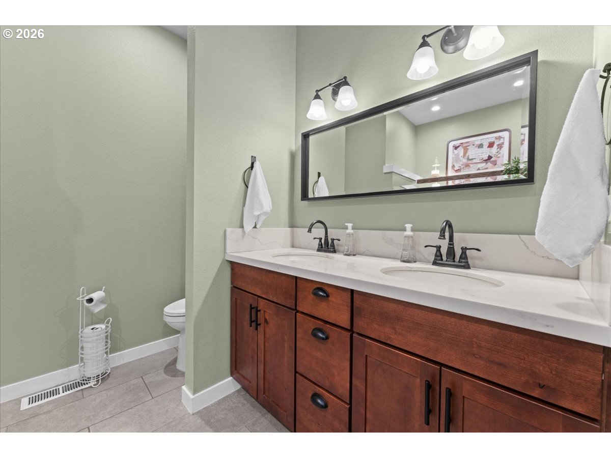 219 Gartner Road Winlock, WA 98596 - Photo 21 of 47