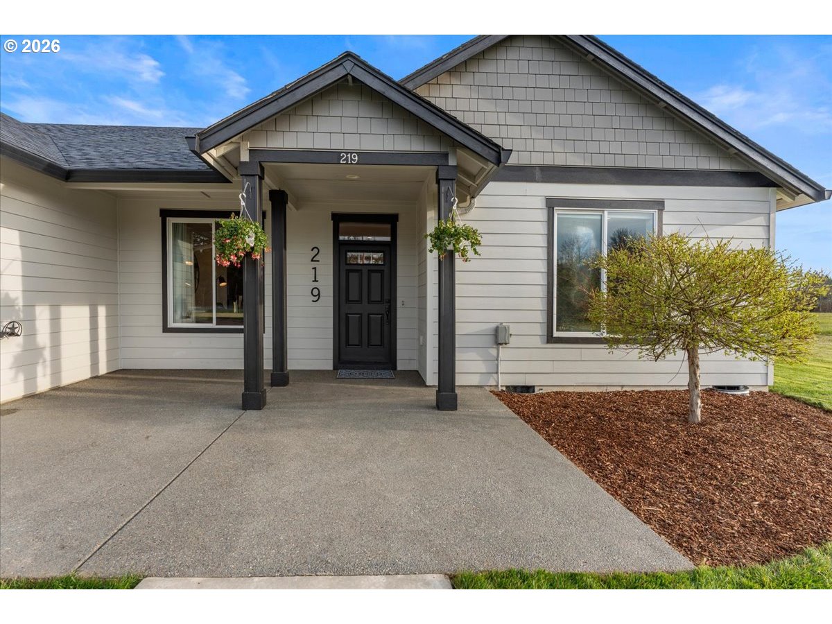 219 Gartner Road Winlock, WA 98596 - Photo 4 of 47