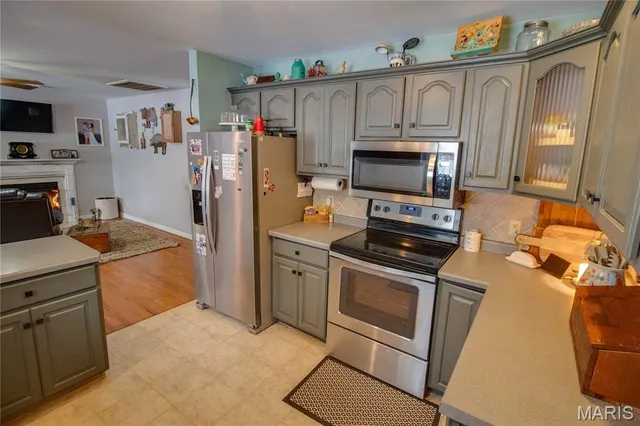 $325,000 | 1327 Deer Creek Road, Greenville, IL 62246