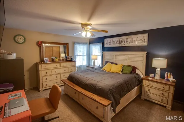 $325,000 | 1327 Deer Creek Road, Greenville, IL 62246