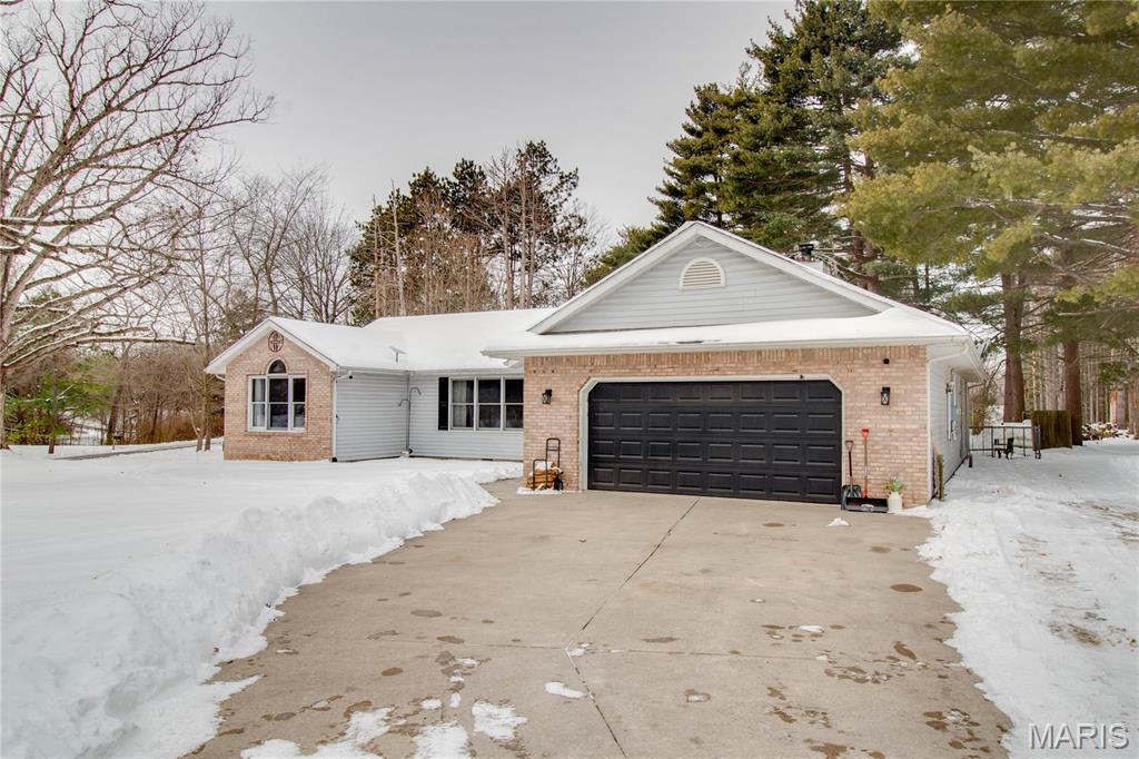 1327 Deer Creek Road Greenville, IL 62246 - Photo 2 of 53