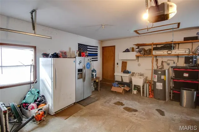 $325,000 | 1327 Deer Creek Road, Greenville, IL 62246